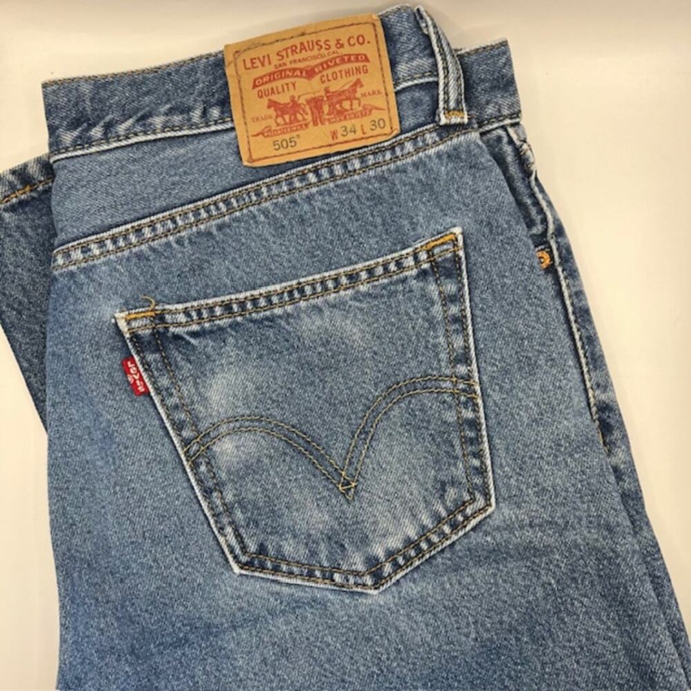 Levi's 505 Straight Fit Jeans Mens 34x30 Med Wash Denim Red Label Y2K Classic